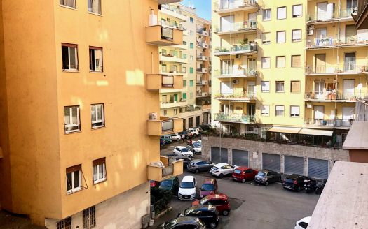 Ampio quadrilocale da ristrutturare