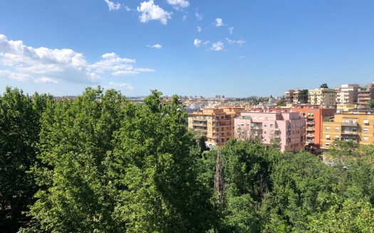 Attico panoramico in buono stato
