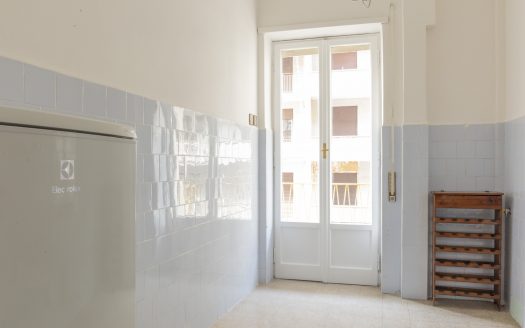Ampio quadrilocale da ristrutturare