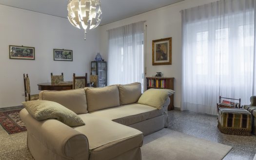 Ampio trilocale ristrutturato