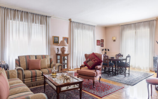 Ampio trilocale di 107 mq in via Val Trompia