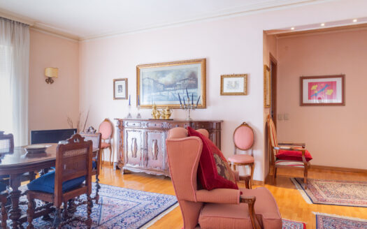 Ampio trilocale di 107 mq in via Val Trompia