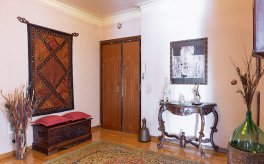 Ampio trilocale di 107 mq in via Val Trompia