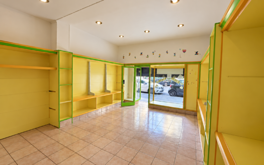 LOCALE COMMERCIALE – VIA ARTURO GRAF 21/C