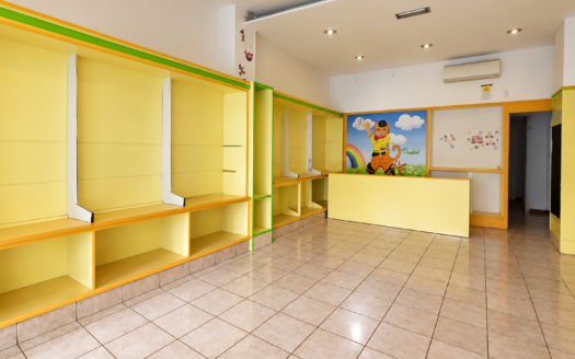 LOCALE COMMERCIALE – VIA ARTURO GRAF 21/C